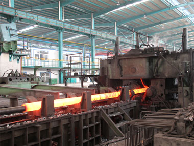 扬州无缝钢管厂家生产线